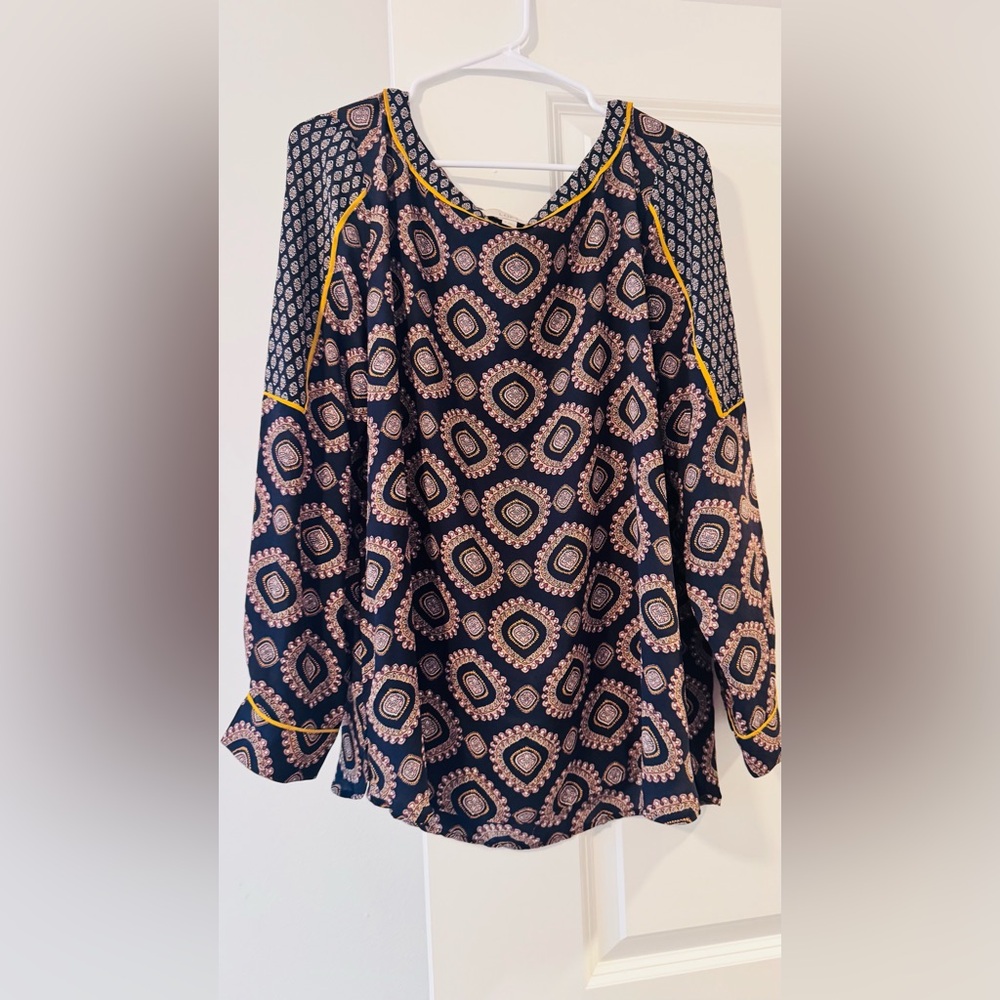 LOFT Navy and Gold Geometric Blouse - Picture 2 of 8